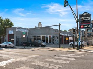 629 N Ashland Ave, Chicago, IL 60622