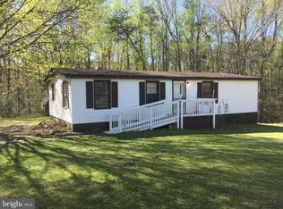 3907 Grapevine Ln, Fredericksburg, VA 22408
