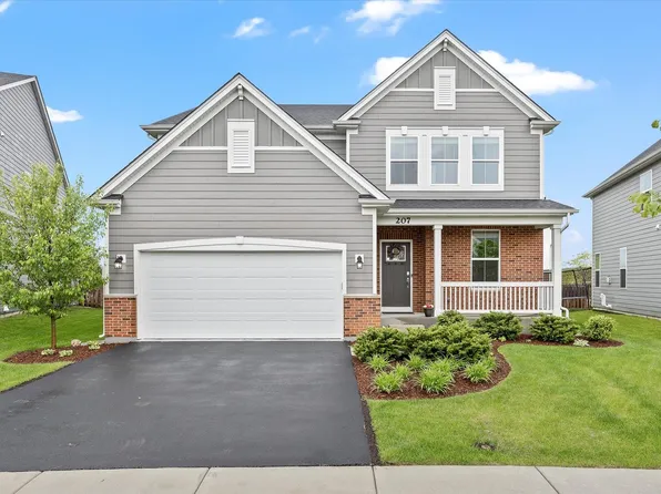 207 Kennedy Dr, Saint Charles, IL 60175