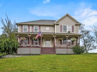 43 New Braintree Rd, North Brookfield, MA 01535
