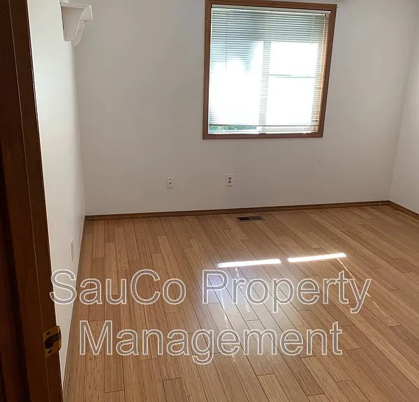 1587 NE 57th Ave — Photo 7