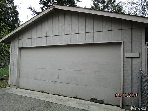 3rd image of 17902 81st St E