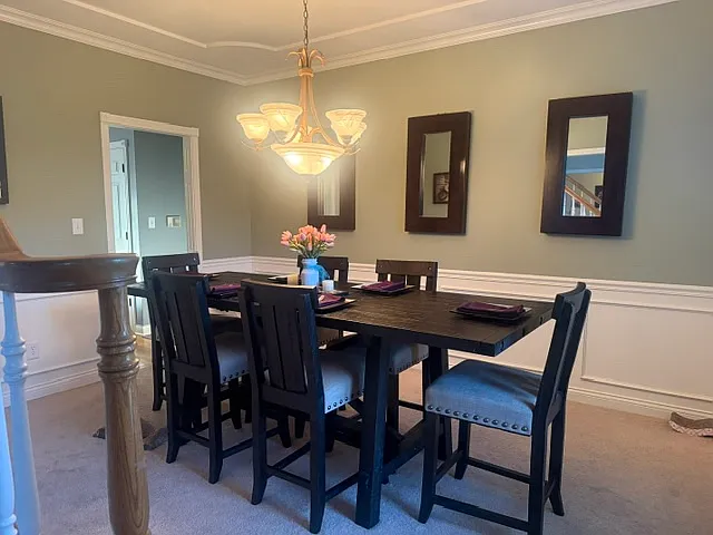 4 bed, 4202 sqft, $2,900 — Photo 3