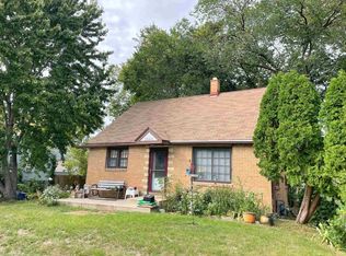2644 E Lawn Ct, Madison, WI 53704