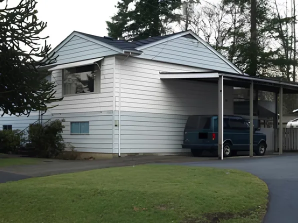 13969 Laurel Dr, Surrey, BC V3T 1A8