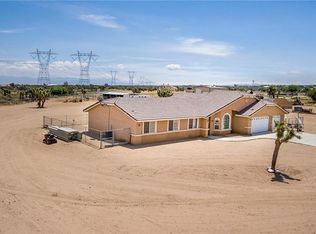 9003 Tumbleweed Rd, Phelan, CA 92371