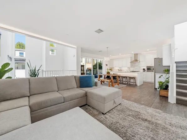 8337 Summit Way, San Diego, CA 92108