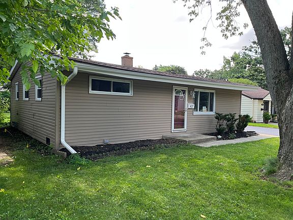 2nd image of 427 SE Garfield Ave