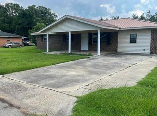 1516 Edgewood Dr, Elba, AL 36323