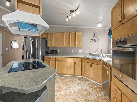 4th image of 105 Misty Hollow Rd