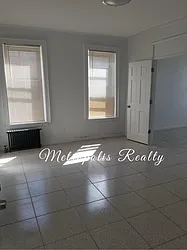 Rented by Metropolis International Realty Inc.