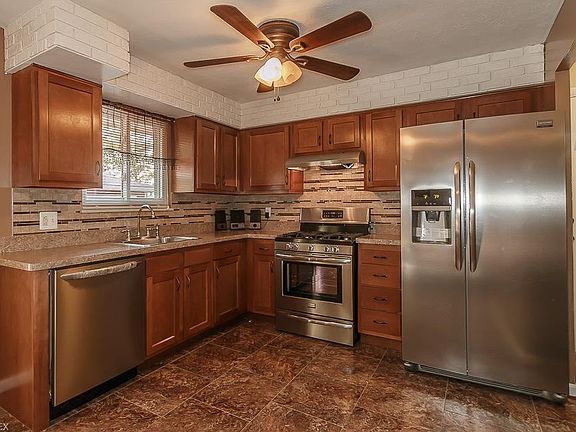 2nd image of 5817 Sweet Birch Dr