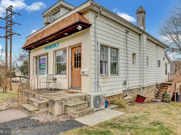 735 Carsonia Ave, Reading, PA 19606