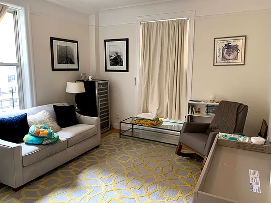 Rented by Rachel Realty | media 26