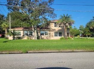 344 Riverside Dr, Holly Hill, FL 32117