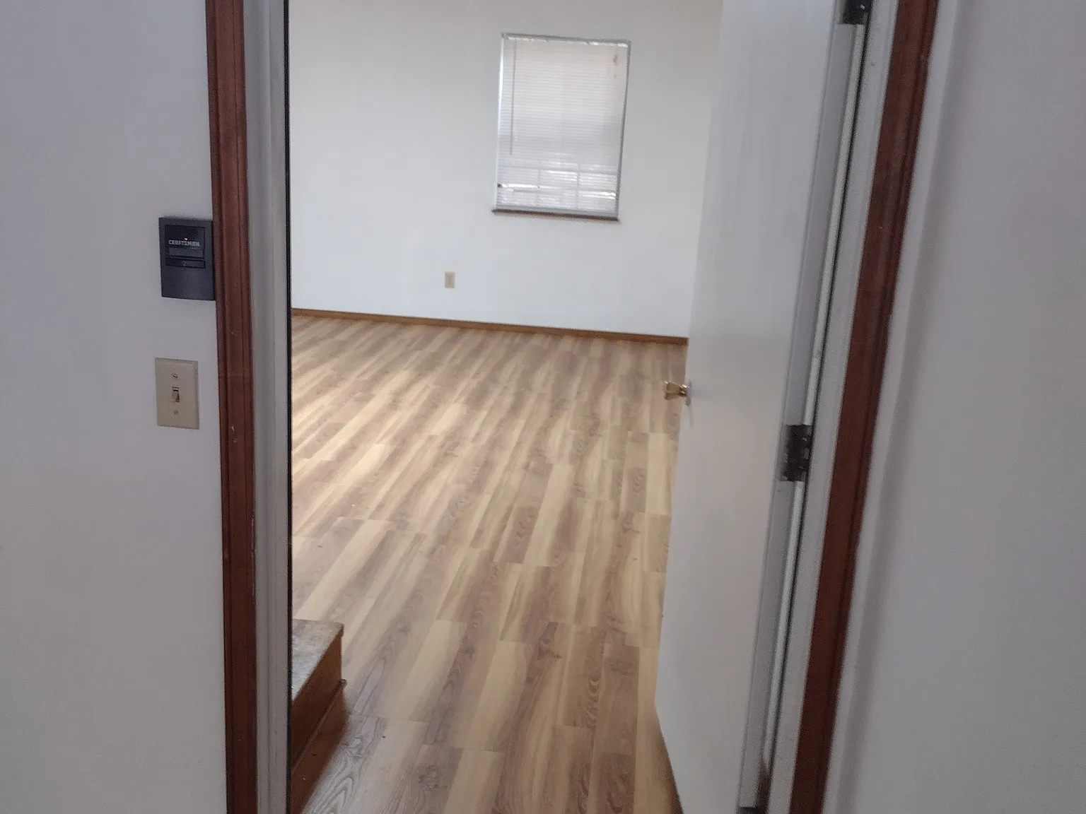 3 bed, 1600 sqft, $1,900 — Photo 4