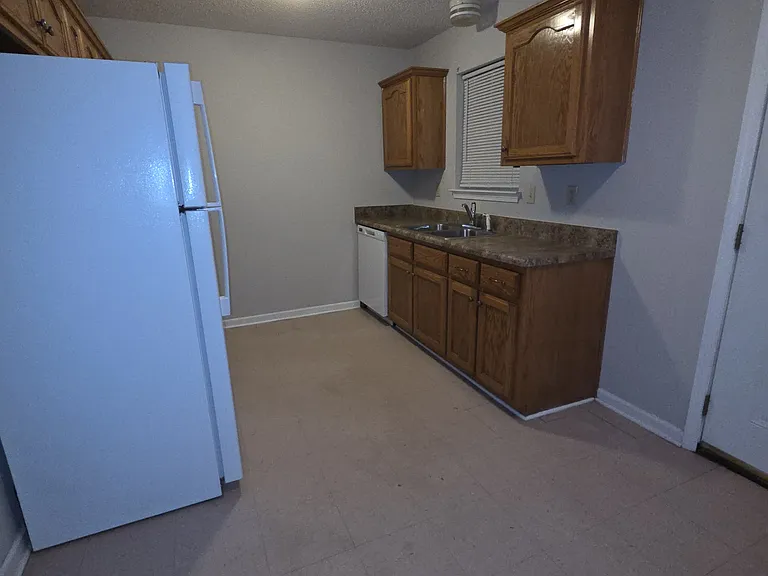 108 Hines Blvd #D — Photo 4