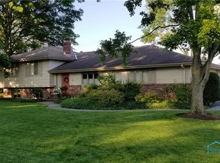 601 Londonderry Dr, Findlay, OH 45840