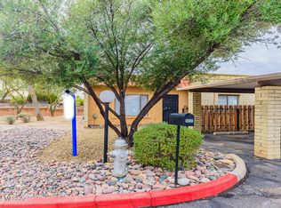 9040 E Calle Diego, Tucson, AZ 85710