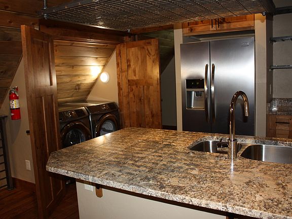 3rd image of 1427 N Lafayette St Floor 3