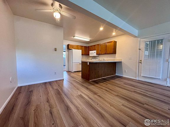 4th image of 3565 Windmill Dr #D-3