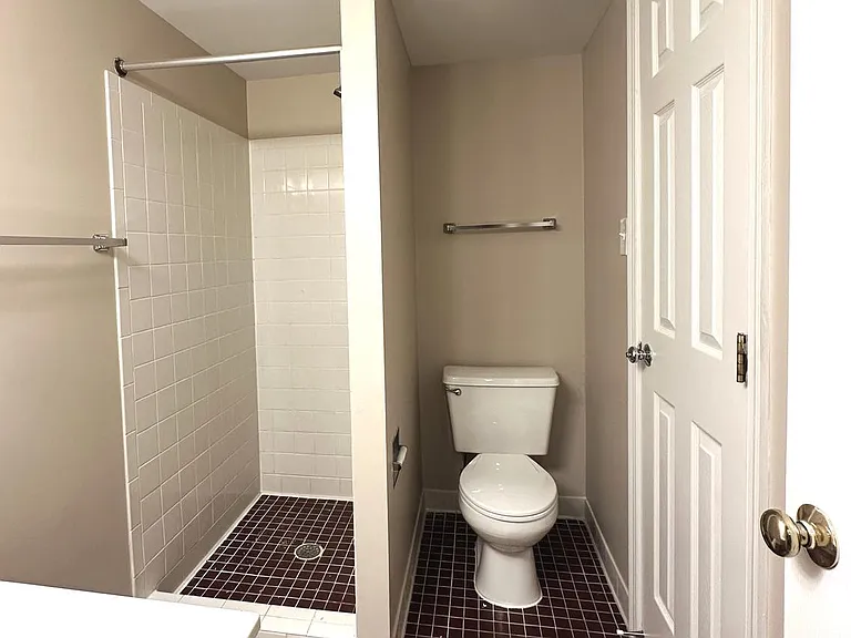 2120 N Tazewell Ct — Photo 27