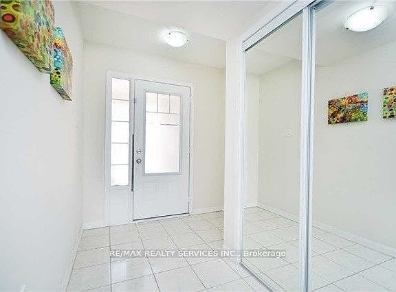 2nd image of 49 Mercedes Rd