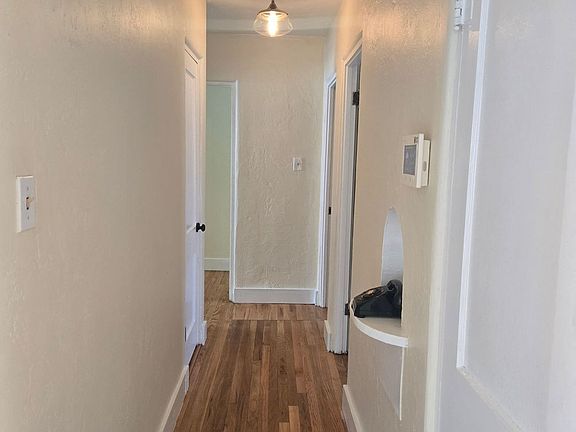 5th image of 2730 Burton Ave SE