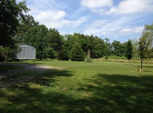 14300 Poor Farm Rd, Johnston city, IL 62951