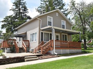 725 Poplar St, West Bend, WI 53095