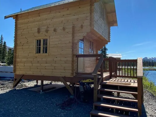 214.3 N Parks Hwy, Cantwell, AK 99729
