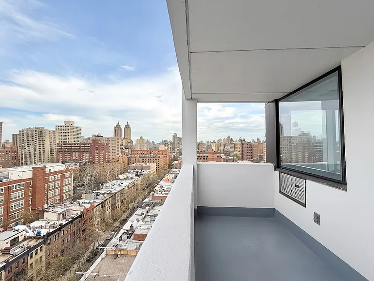 175 W 87th St #14G — Photo 11