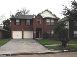 11307 Wilkenberg Dr, Houston, TX 77066