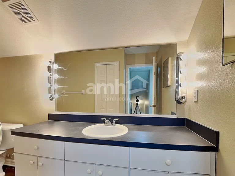 28721 Seashell Ct — Photo 15