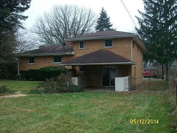 2nd image of 38 N Meadow Dr