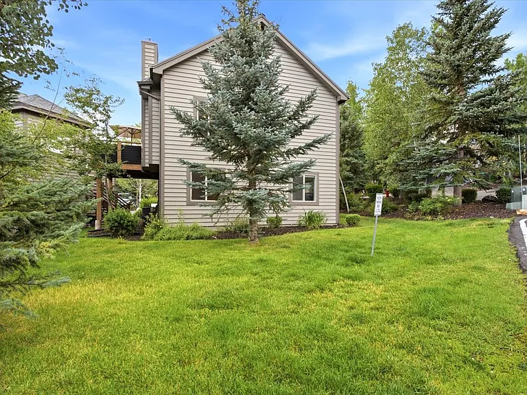7435 Brook Hollow Loop Rd — Photo 29