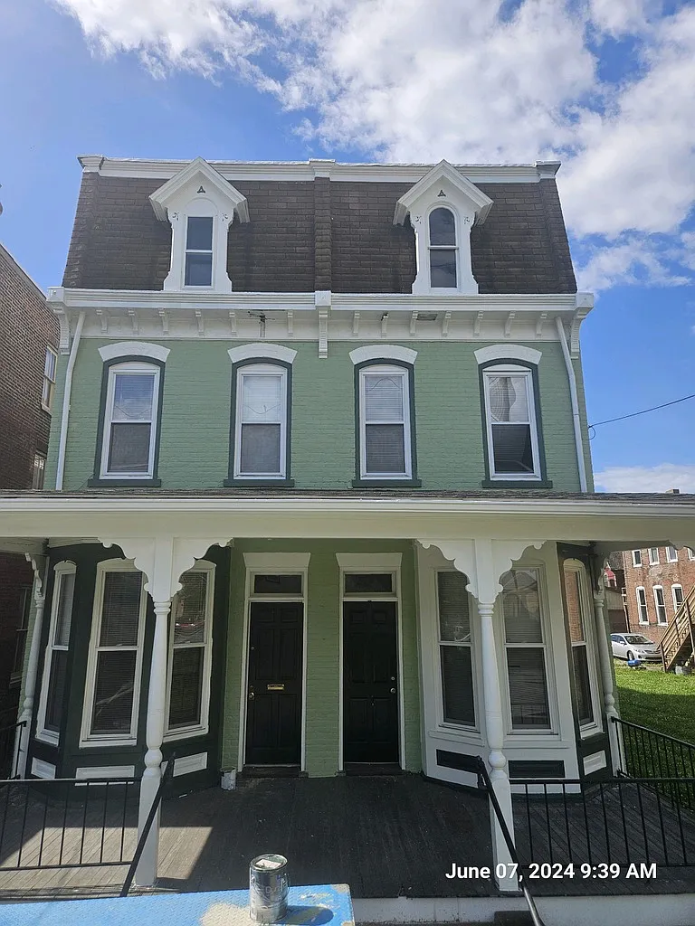 723 Grace Street - 1 — Photo 2