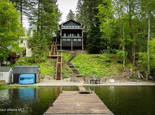 20569 N Pinehurst St, Rathdrum, ID 83858