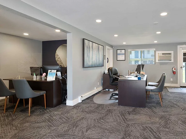 Park Place at Expo Apartments — Photo 15