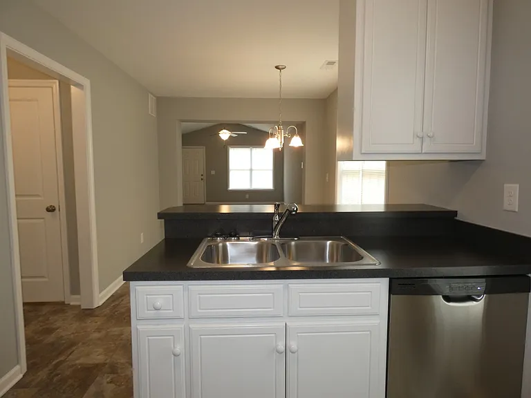 1930 Sapphire Rd — Photo 15