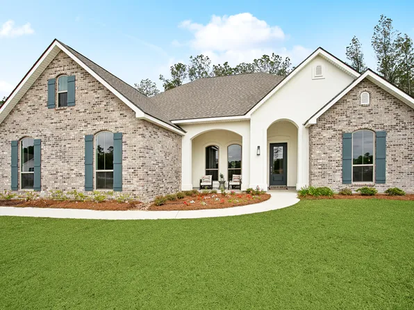 39075 Taylor St, Pearl River, LA 70452