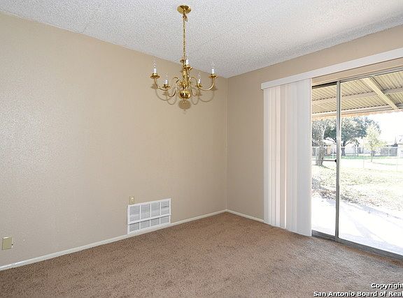 4th image of 9107 Sun Park