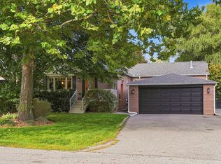 1511 Leda Ave, Mississauga, ON L5G4B9