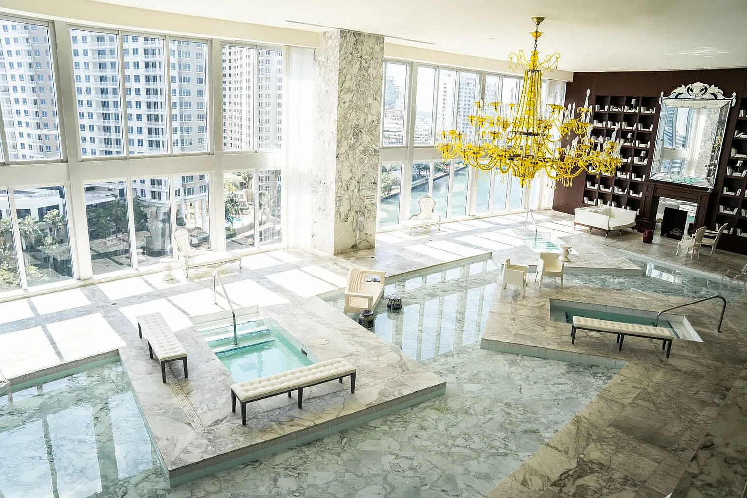 2 bed, 2.0 bath, 1453 sqft, $5,371 — Photo 3