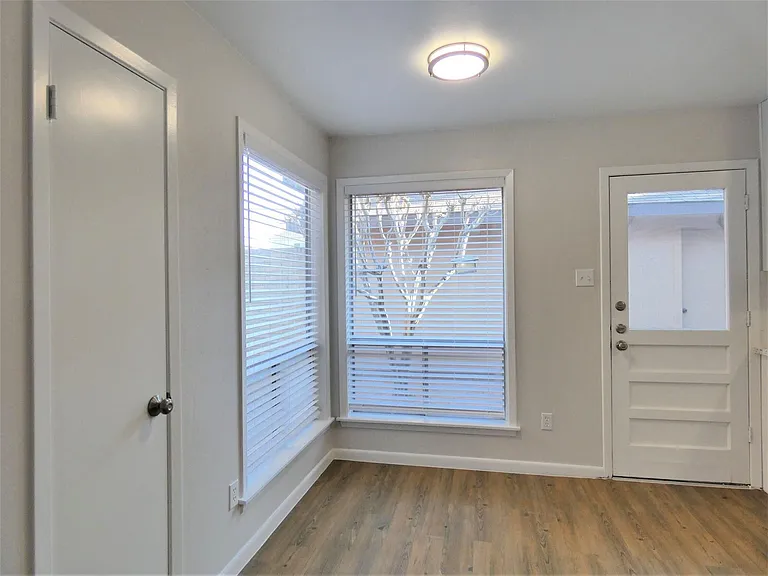 604 Golfview Dr — Photo 10
