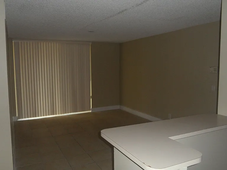 10773 Cleary Blvd #10-109 — Photo 14