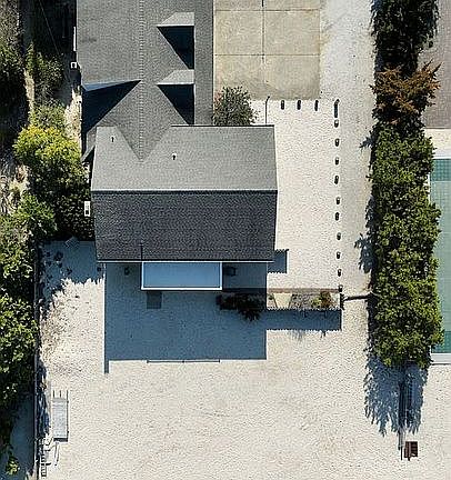 5th image of 1008G Long Beach Blvd