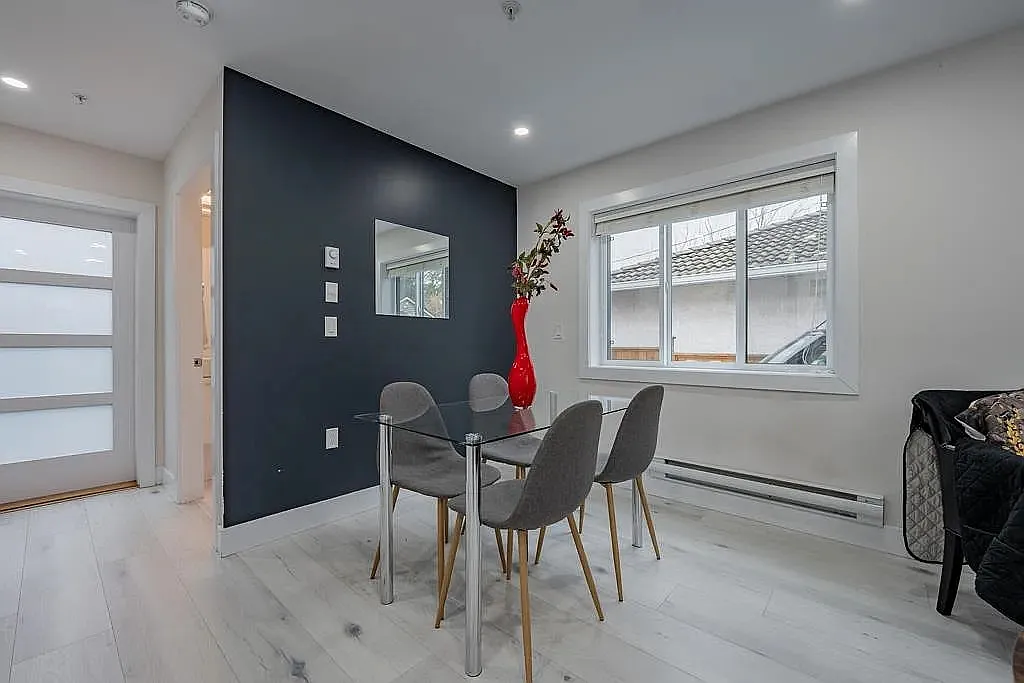 2 bed, 1.5 bath, 848 sqft, $2,950 — Photo 2