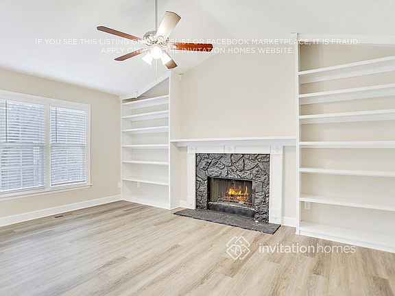 4th image of 126 Aztec Way SE