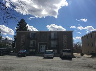 809 E 38th Pl APT 6, Griffith, IN 46319